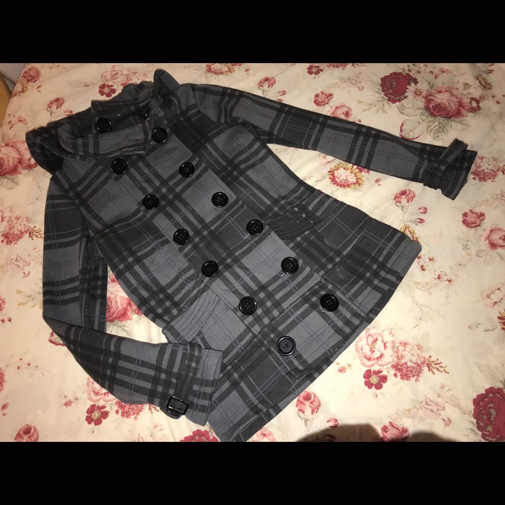 Gray And Black Jacket - image 1